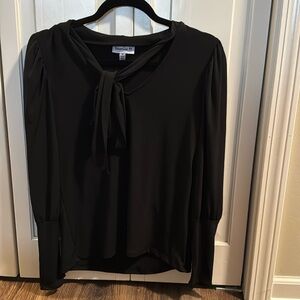 Veronica M Tie Front V-Neck Blouse